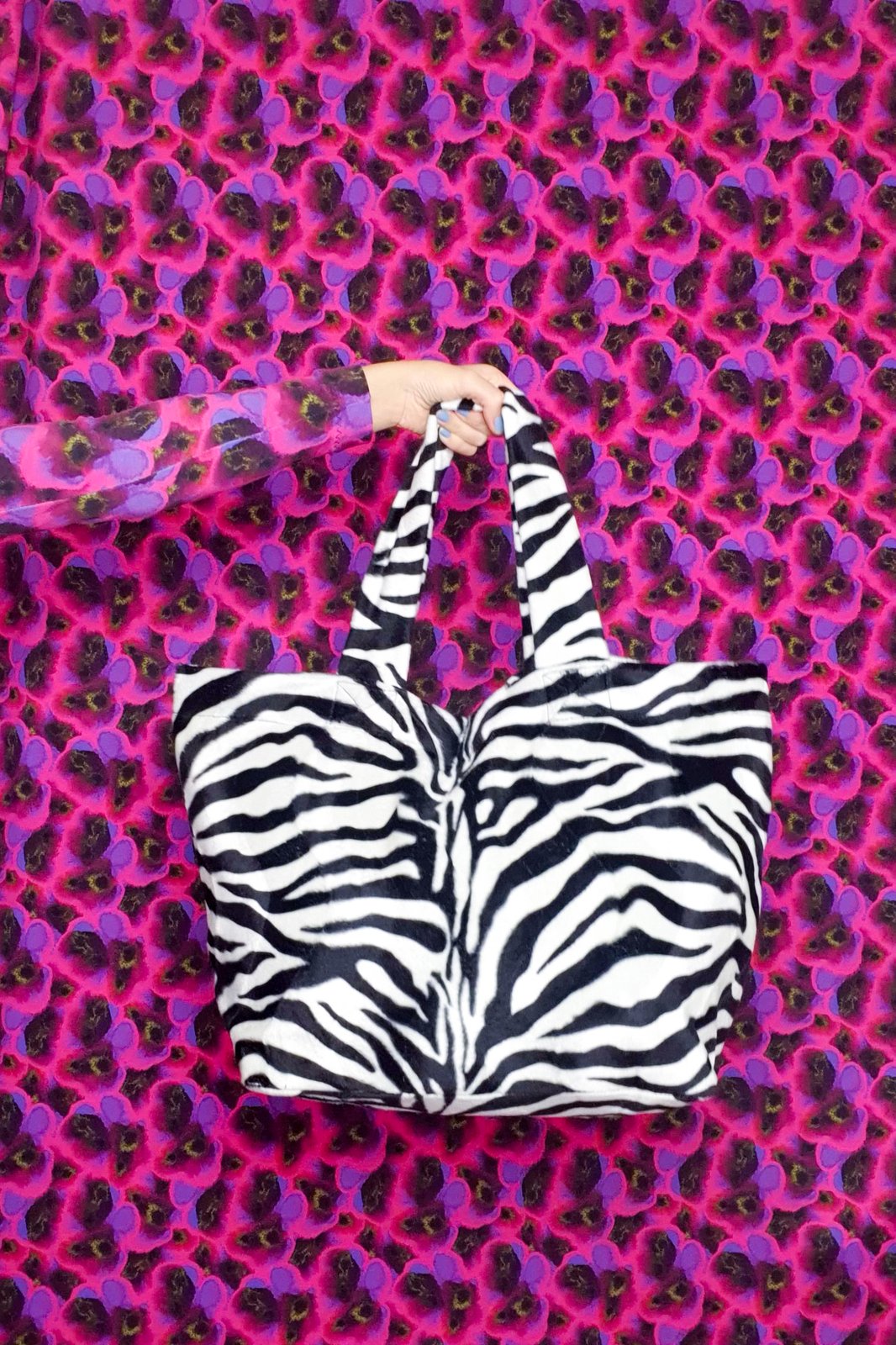 Pink zebra outlet purse